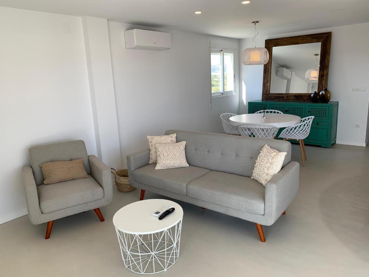 Beautiful Apartment With Pool Near The Beach Олива Экстерьер фото